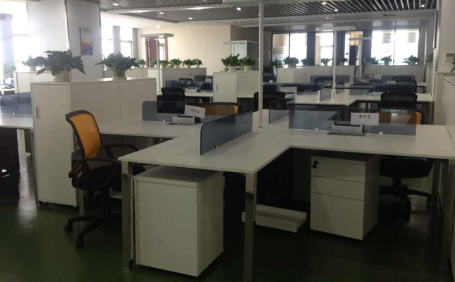 湖北省第一大投资公司（联投集团）总部大楼的办公室布置，办公家具由美高家具提供